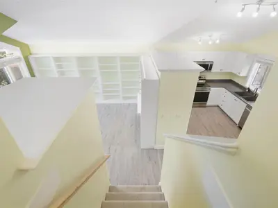 View 25