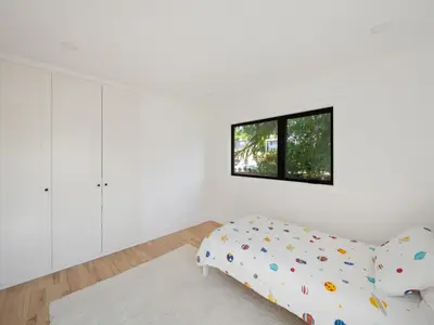 View 24