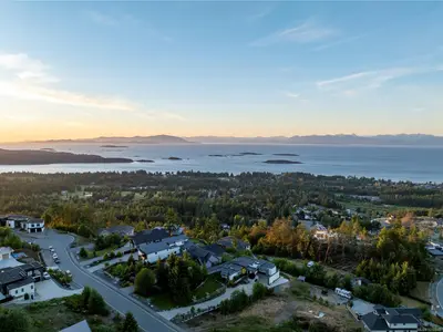 View 80