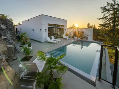 View 11