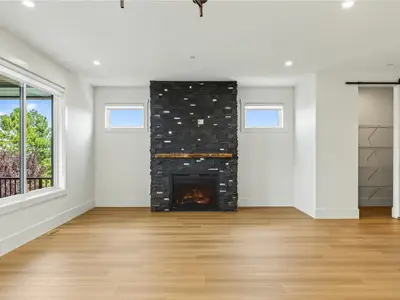 View 25