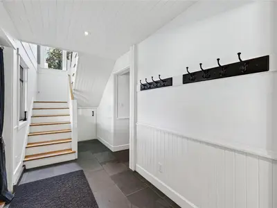 View 32