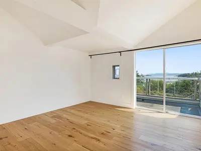 View 16