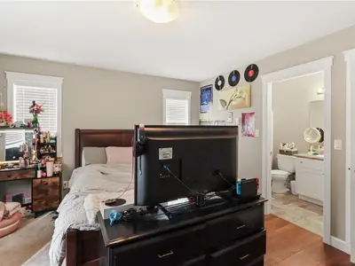 View 18