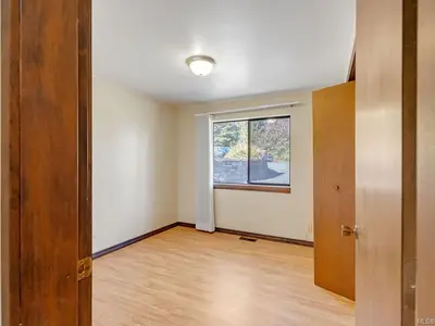 View 16