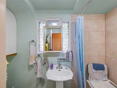 View 25