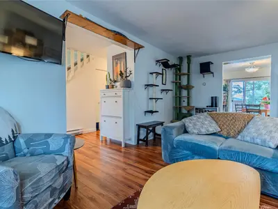 View 16