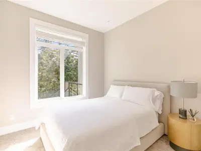 View 24