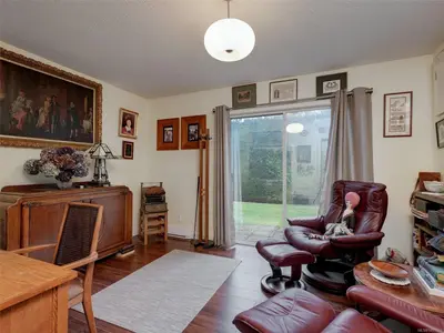 View 16