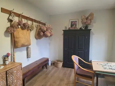 View 10