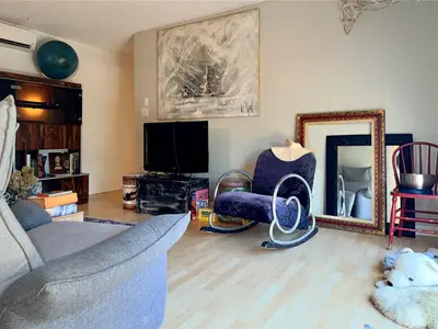 View 8