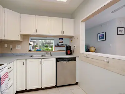 View 10