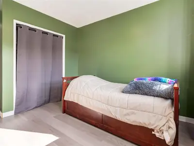 View 28