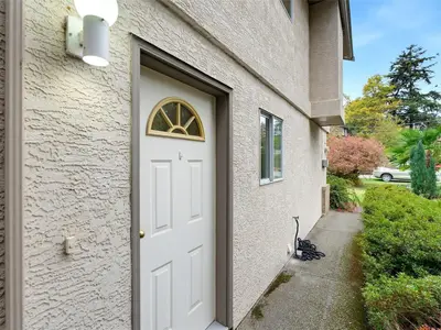 View 32