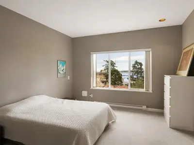 View 19