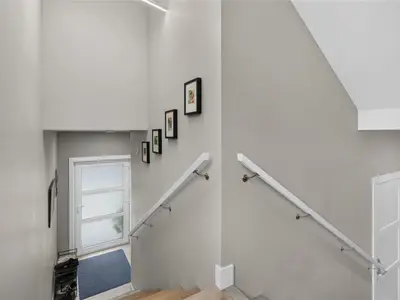 View 8