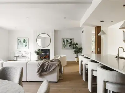 View 10