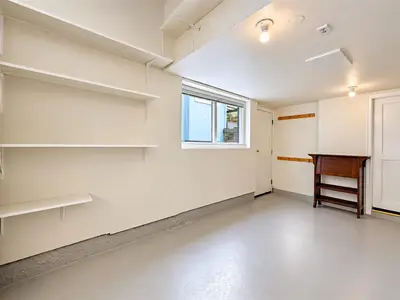 View 32