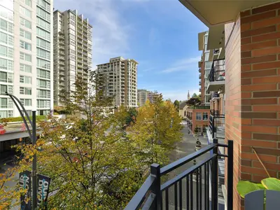 View 25