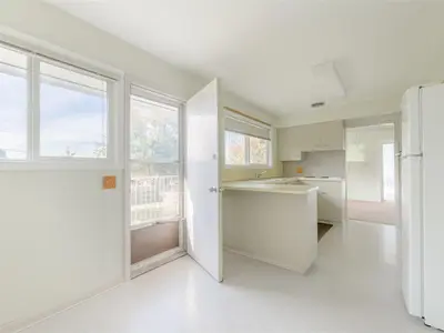 View 25