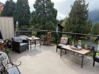View 10