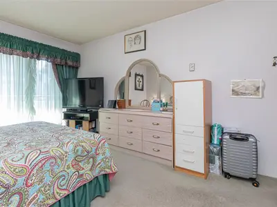 View 16
