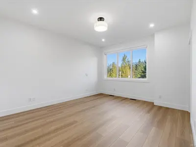 View 32