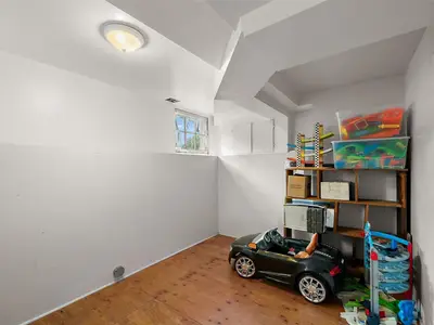 View 32