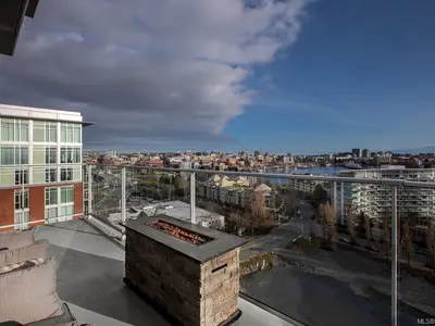 View 16