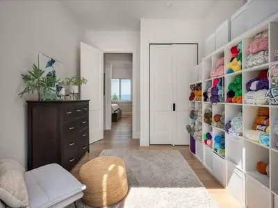 View 25