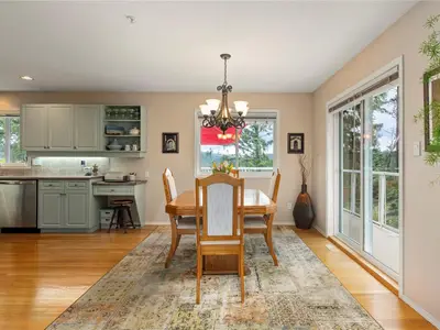 View 16