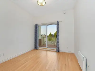 View 16