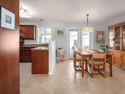 View 10