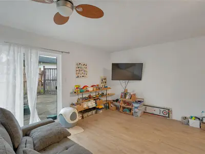 View 16