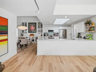 View 24