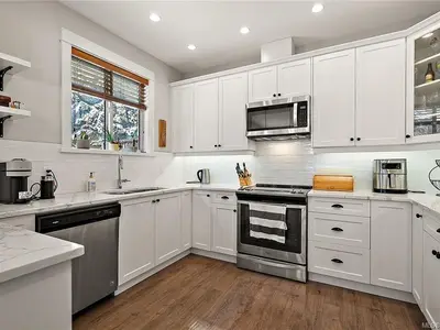 View 3