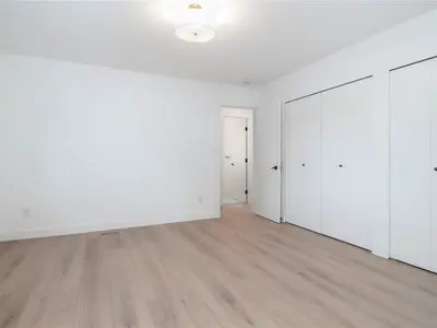 View 32