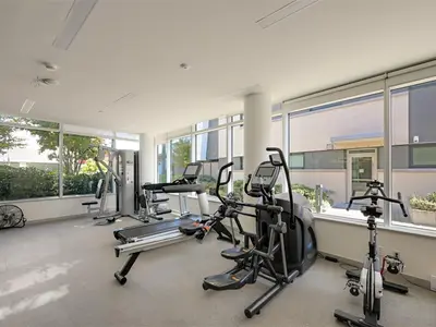 View 32