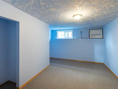 View 32