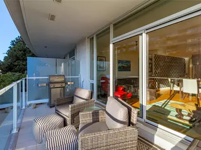 View 30