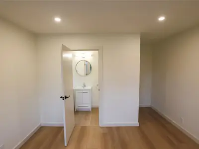 View 32