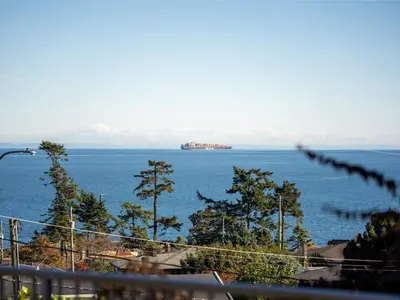 View 10