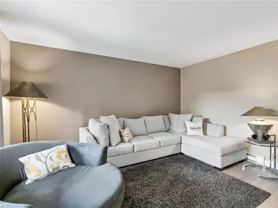 View 25