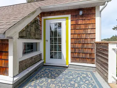 View 24