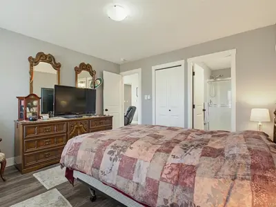 View 32