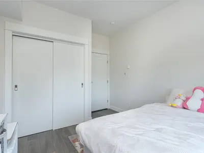 View 18