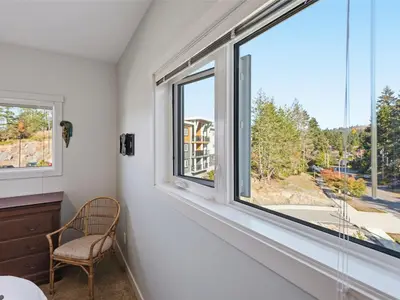 View 18