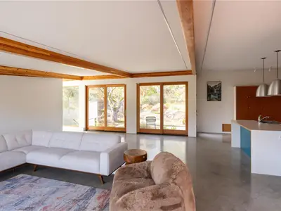 View 24