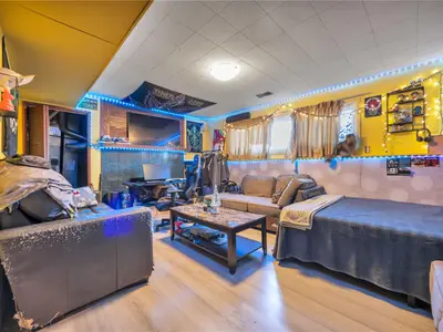 View 25