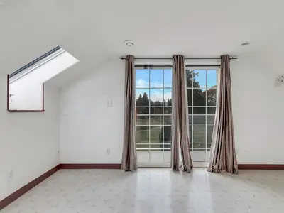 View 32
